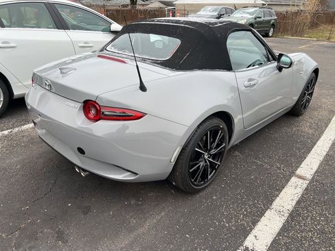 Used 2024 MAZDA MX-5 Miata Grand Touring w/ Weather Package image 4