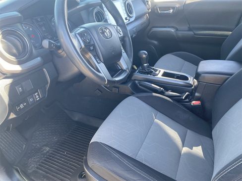 Used 2021 Toyota Tacoma TRD Off-Road w/ Blackout Package (TMS) image 19