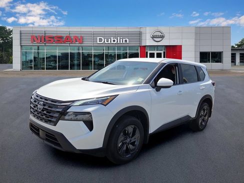 New 2026 Nissan Rogue SV AWD/4WD image 1