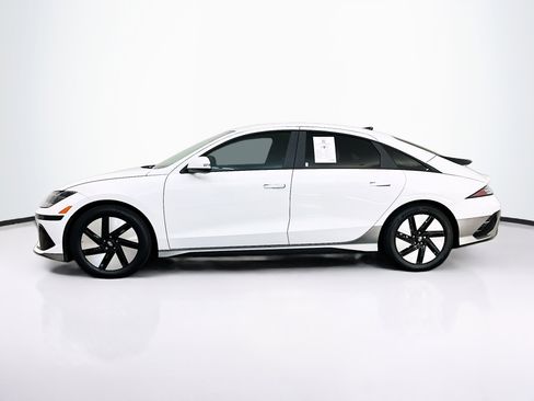 Used 2024 Hyundai Ioniq 6 SE image 4