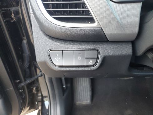 Certified 2026 Kia Seltos LX AWD/4WD image 27