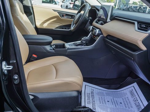 Used 2024 Toyota RAV4 XLE Premium image 13