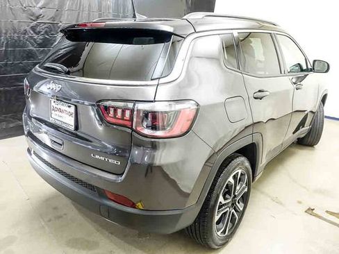 Used 2023 Jeep Compass Limited AWD/4WD image 7