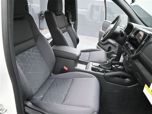 New 2026 Nissan Frontier SV image 30