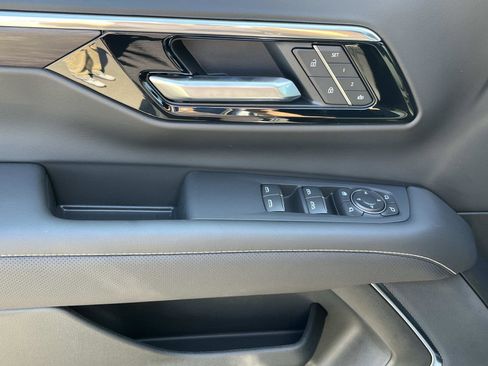 New 2026 Chevrolet Tahoe Premier image 7