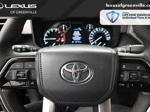 Used 2023 Toyota Tundra Limited AWD/4WD image 15