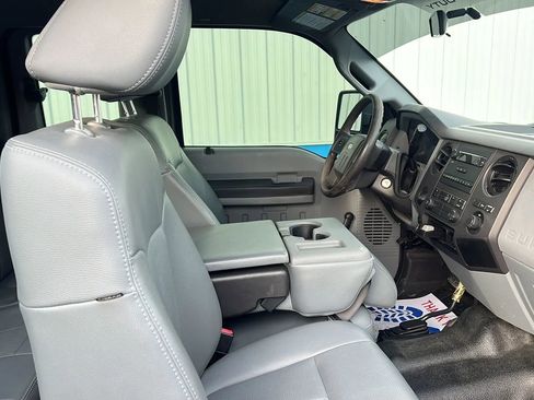 Used 2011 Ford F250 XL AWD/4WD image 18