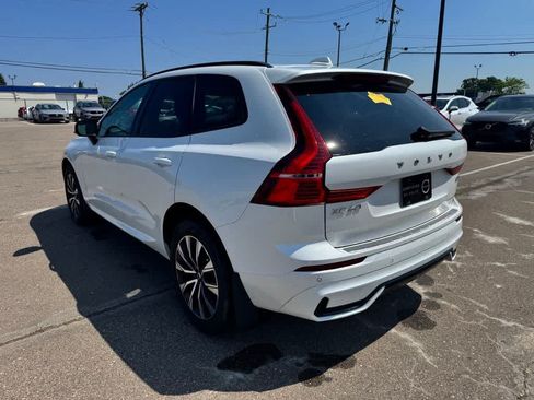 Used 2024 Volvo XC60 B5 Core w/ Protection Package Premier AWD/4WD image 7