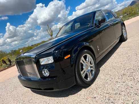 Used 2004 Rolls-Royce Phantom Sedan RWD image 21