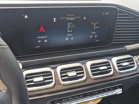 New 2026 Mercedes-Benz GLE 450 4MATIC image 11