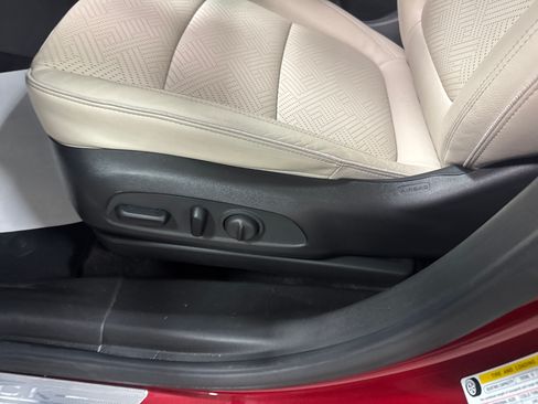 Used 2021 Buick Encore GX Essence w/ Advanced Technology Package AWD/4WD image 15