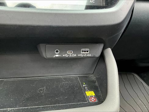 Used 2026 Subaru Forester Wilderness w/ Wilderness Plus Package AWD/4WD image 16