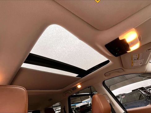 Used 2023 Nissan Pathfinder Platinum w/ Cargo Package image 13