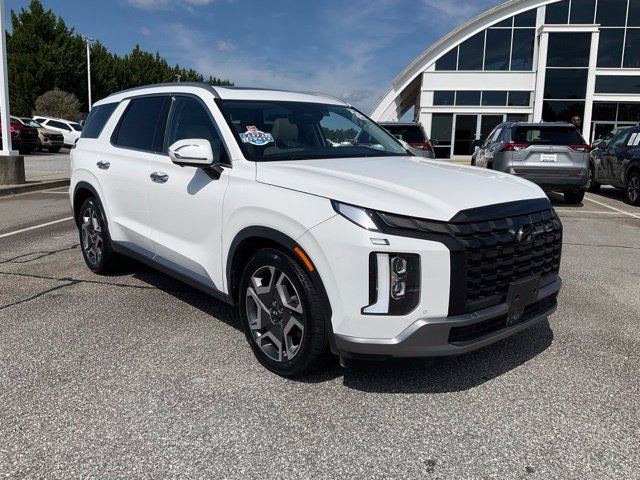 Used 2024 Hyundai Palisade Limited AWD/4WD image 3