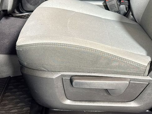 Used 2021 RAM 2500 Big Horn image 17