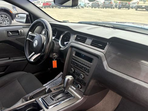 Used 2014 Ford Mustang Coupe w/ Equipment Group 102A RWD image 31
