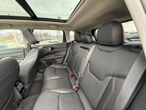 Used 2022 Jeep Compass Trailhawk w/ Trailhawk Elite Group AWD/4WD image 25