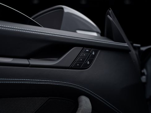 Used 2025 Porsche 911 Targa 4 GTS image 60