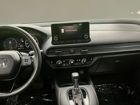 Used 2024 Honda HR-V Sport image 9