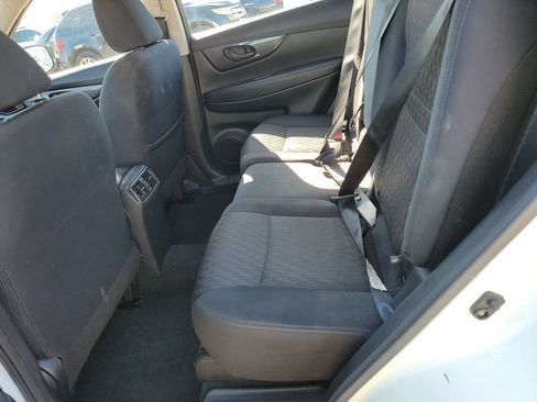 Used 2020 Nissan Rogue S image 8