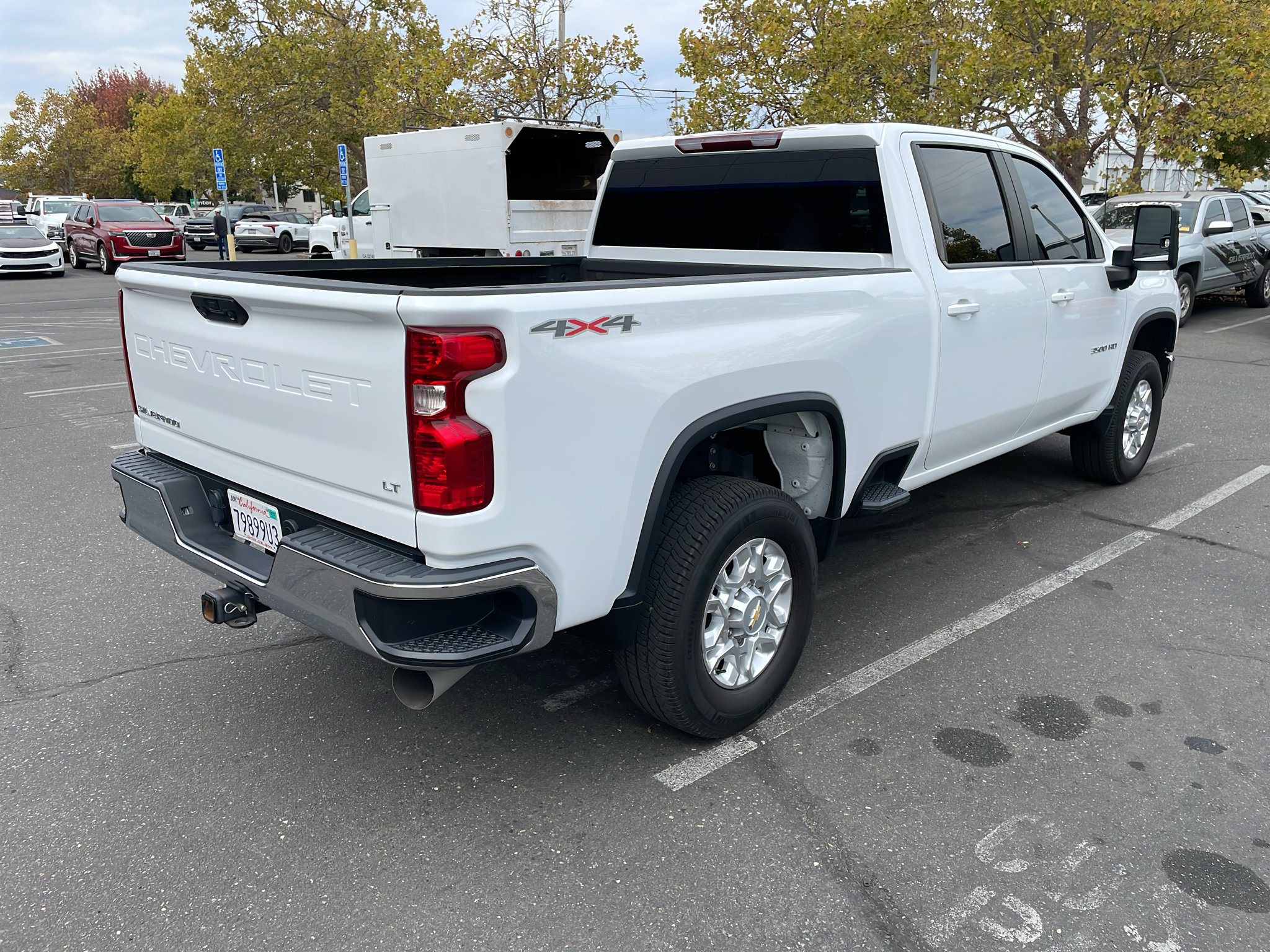 Used 2024 Chevrolet Silverado 3500 LT w/ Convenience Package AWD/4WD image 4
