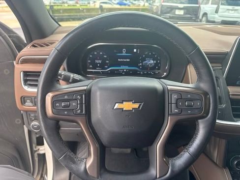 Used 2022 Chevrolet Tahoe High Country AWD/4WD image 9