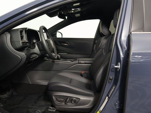 Used 2026 Toyota Crown XLE image 10