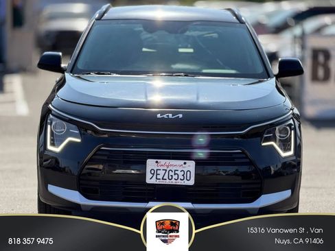 Used 2023 Kia Niro EX FWD image 60
