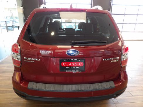 Used 2016 Subaru Forester 2.5i Premium w/ Popular Package #2 AWD/4WD image 7