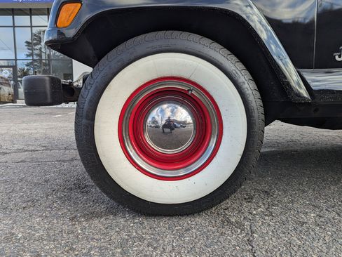 Used 2002 Jeep Wrangler Sahara image 49