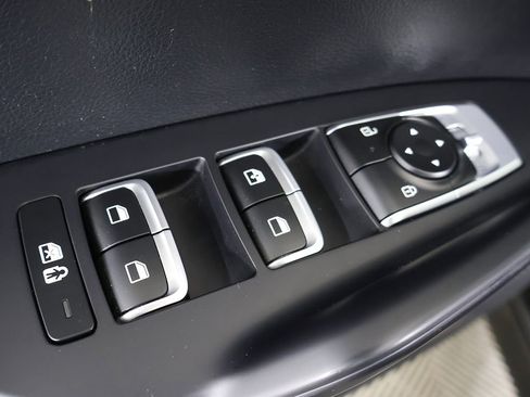 Certified 2025 Kia K5 LXS FWD image 33
