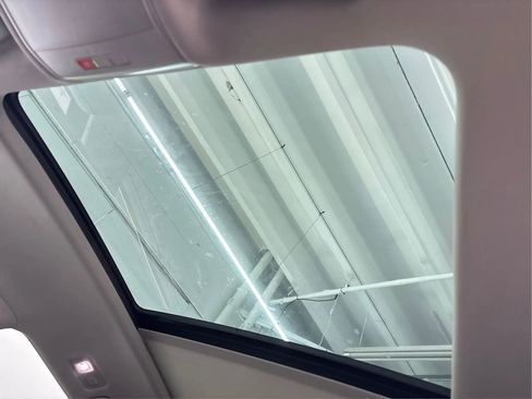 Used 2021 Volkswagen Atlas SE w/ Panoramic Sunroof Package image 28