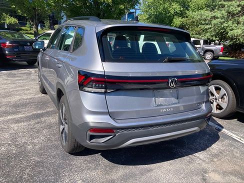 Used 2026 Volkswagen Taos S AWD/4WD image 5
