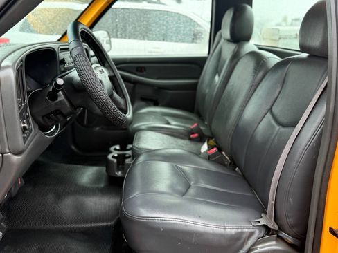 Used 2003 GMC Sierra 2500 W/T RWD image 14