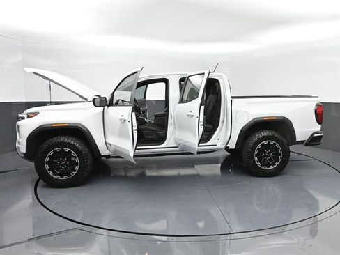 Used 2026 GMC Canyon AT4 AWD/4WD image 46