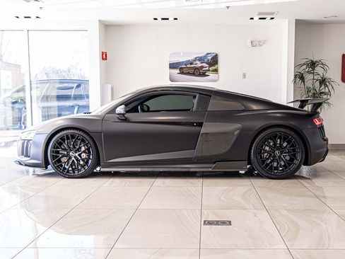 Used 2017 Audi R8 V10 plus image 6