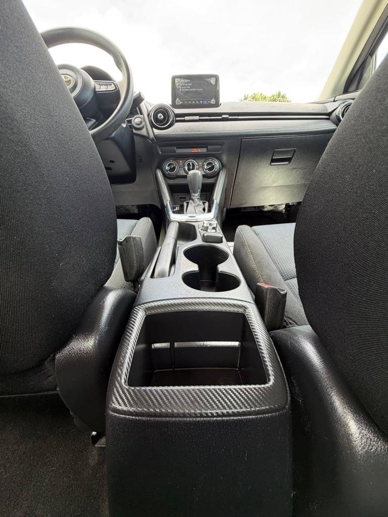 Used 2019 Toyota Yaris LE FWD image 17