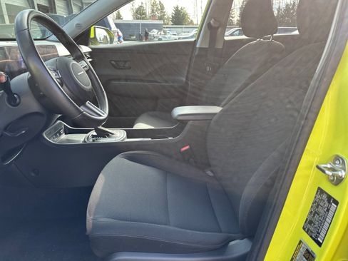 Used 2024 Hyundai Kona SEL image 9