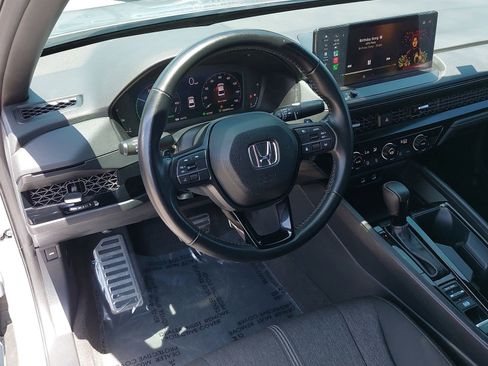 Used 2024 Honda Accord Sport image 15