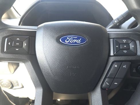 Used 2018 Ford F250 XL w/ Snow Plow/Camper Package AWD/4WD image 20