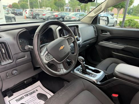 Used 2022 Chevrolet Colorado LT w/ Fleet Safety Package RWD image 7