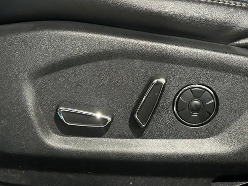 Used 2017 Ford Explorer Platinum AWD/4WD image 48