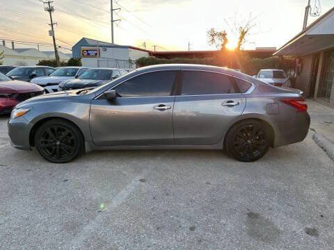 Used 2016 Nissan Altima 2.5 SR FWD image 10