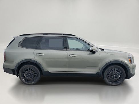 Used 2023 Kia Telluride EX X-Line image 4