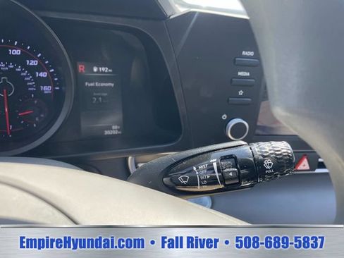 Used 2023 Hyundai Elantra SEL FWD image 29