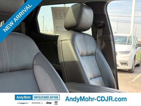 Used 2020 Chevrolet Blazer LT w/ LPO, Black Grille Bar Package AWD/4WD image 21