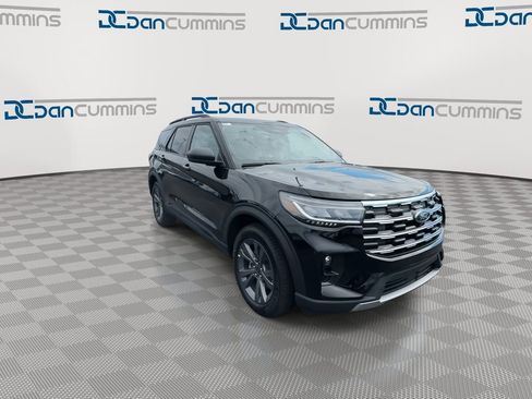 New 2026 Ford Explorer Active AWD/4WD image 2