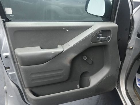 Used 2017 Nissan Frontier S RWD image 27