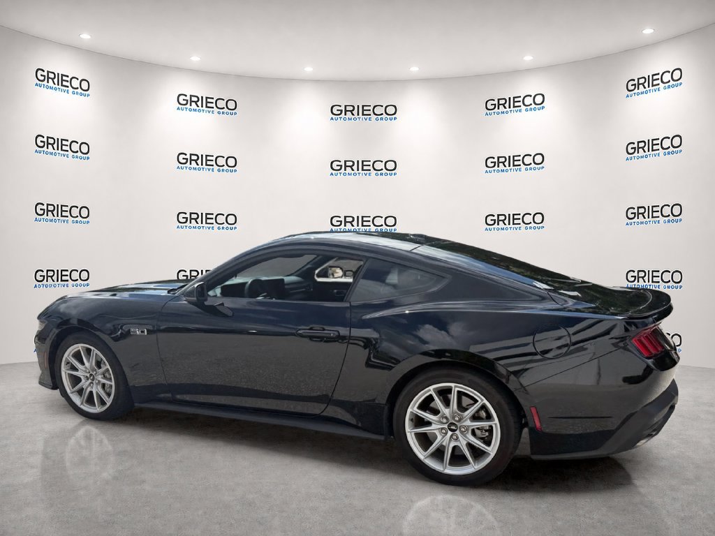 Used 2025 Ford Mustang GT Premium RWD image 5