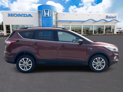 Used 2018 Ford Escape SE AWD/4WD image 6